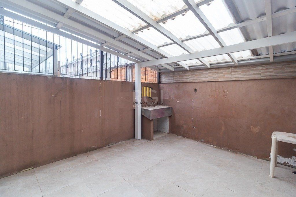 SOBRADO MOBILIADO, 2 QUARTOS, 2 VAGAS - CAMINHOS DO SOL - GUARUJÁ