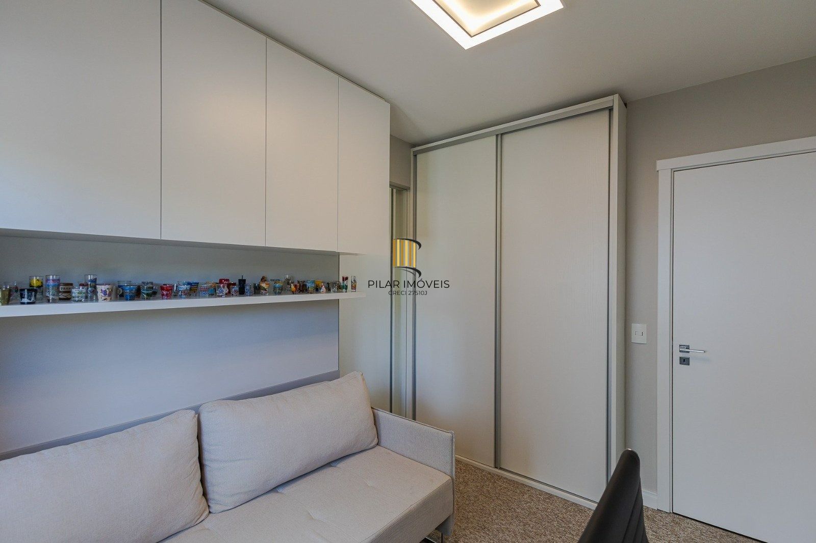 Apartamento 136 m² 3 suítes e 3 vagas de garagem no bairro Chácara das Pedras.