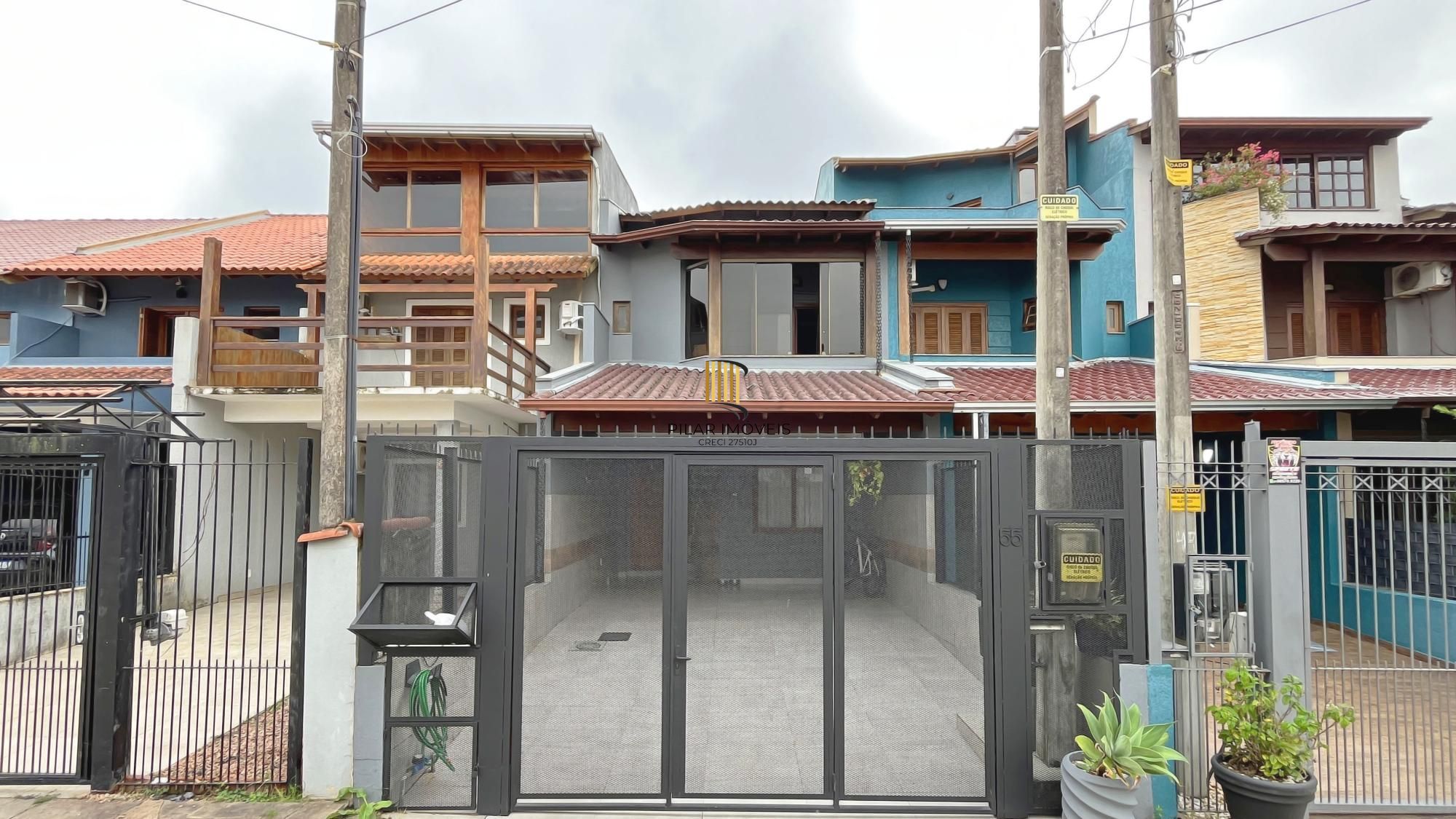 Casa 2 dormitórios no bairro Aberta dos Morros