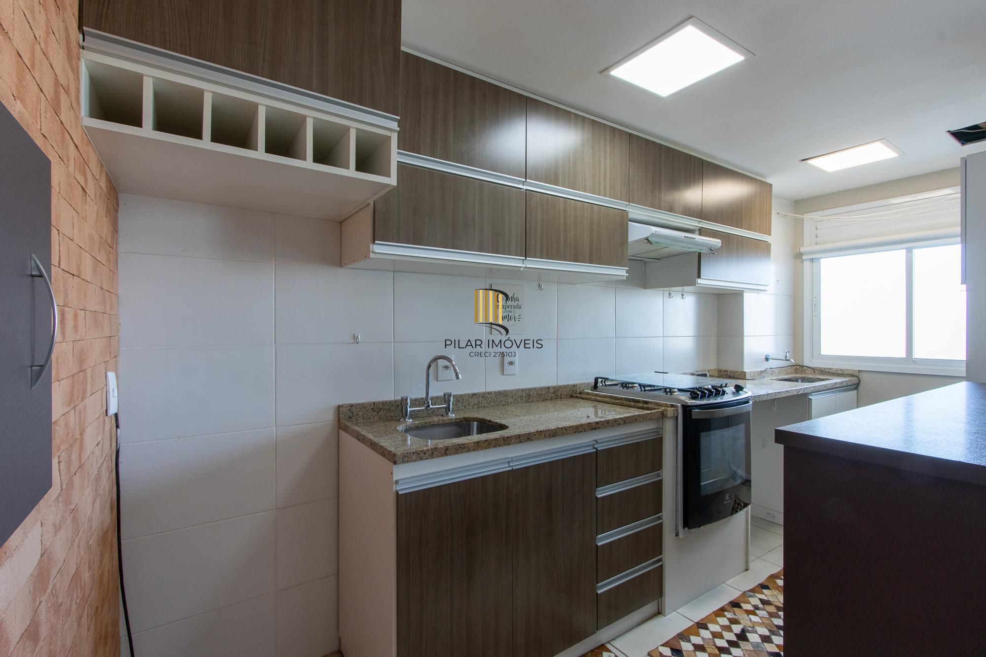 Apartamento com 2 dormitórios e 60m² à venda no bairro Tristeza