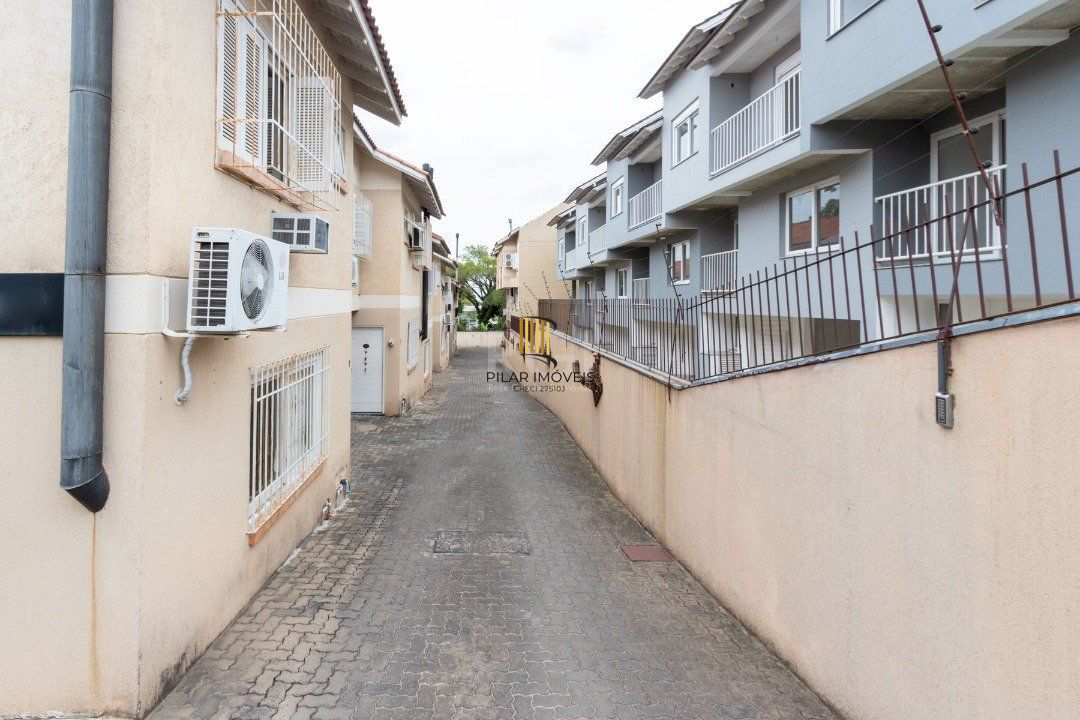 Casa Condominio para Venda - 102.9m², 3 dormitórios, sendo 1 suites, 2 vagas - Camaquã