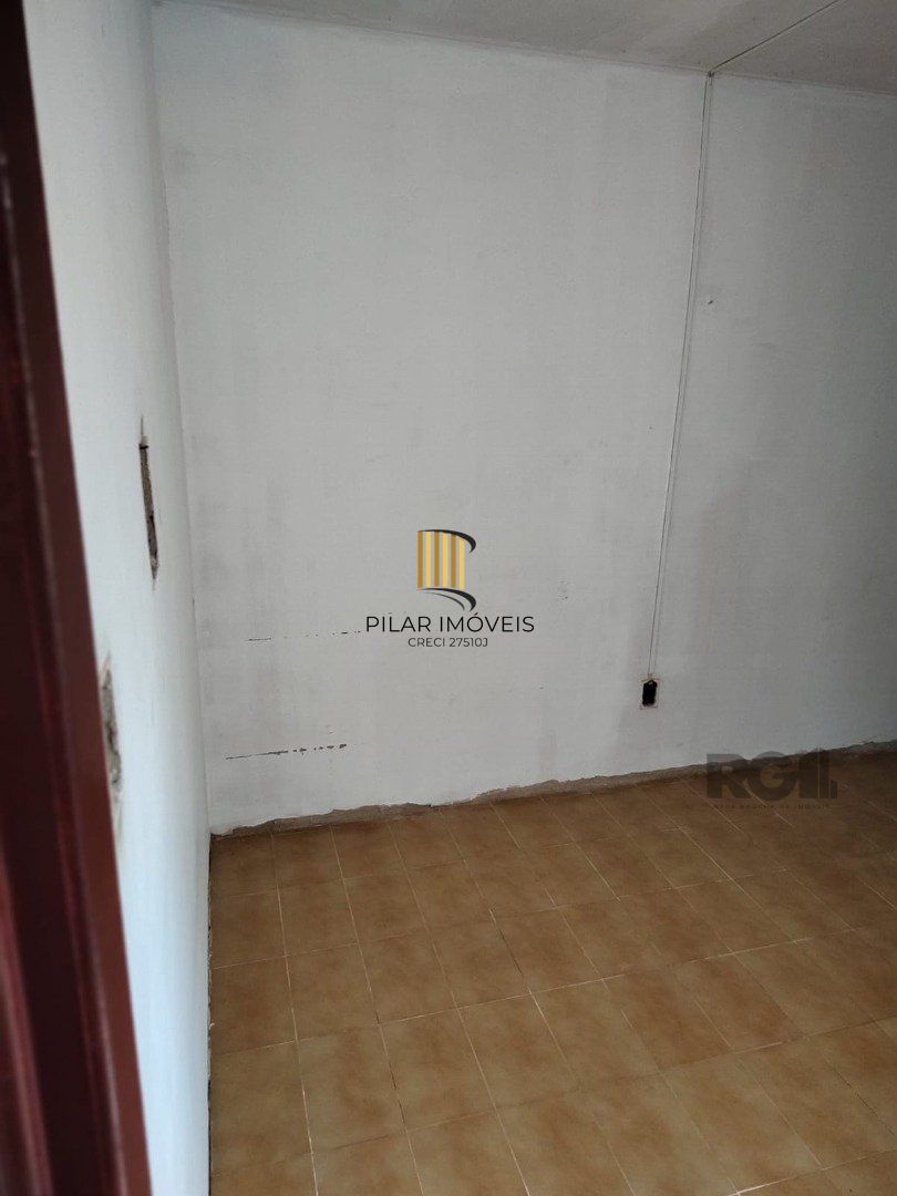 Casa para Venda - 247.37m², 4 dormitórios, 4 vagas - Partenon