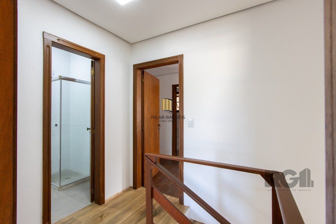 Casa 3 dormitórios no bairro Ipanema