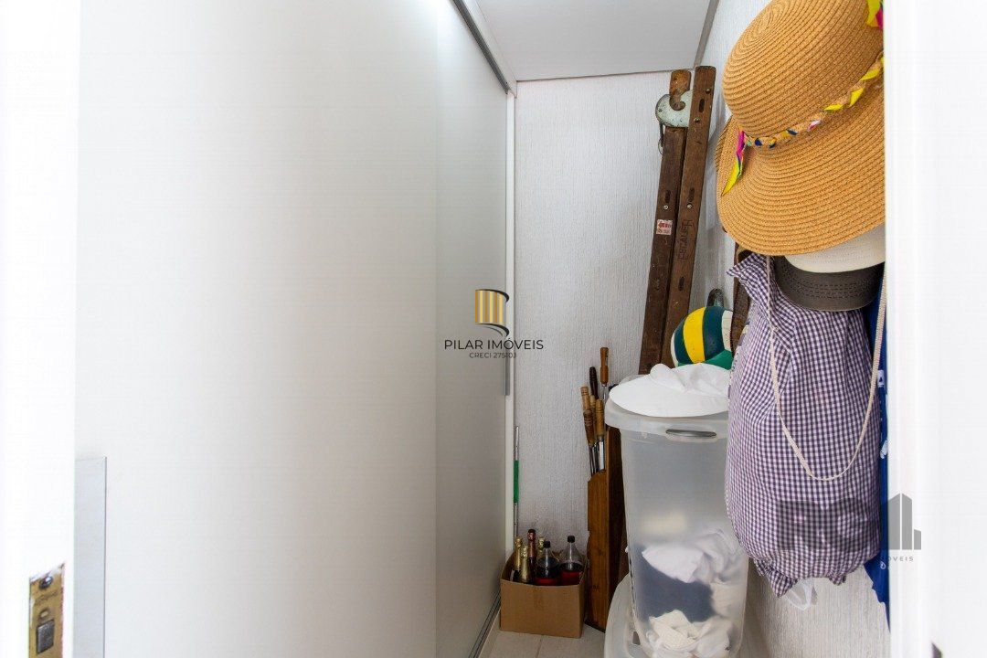 Casa para venda - 321m² - 4 suítes - Chapéu do Sol