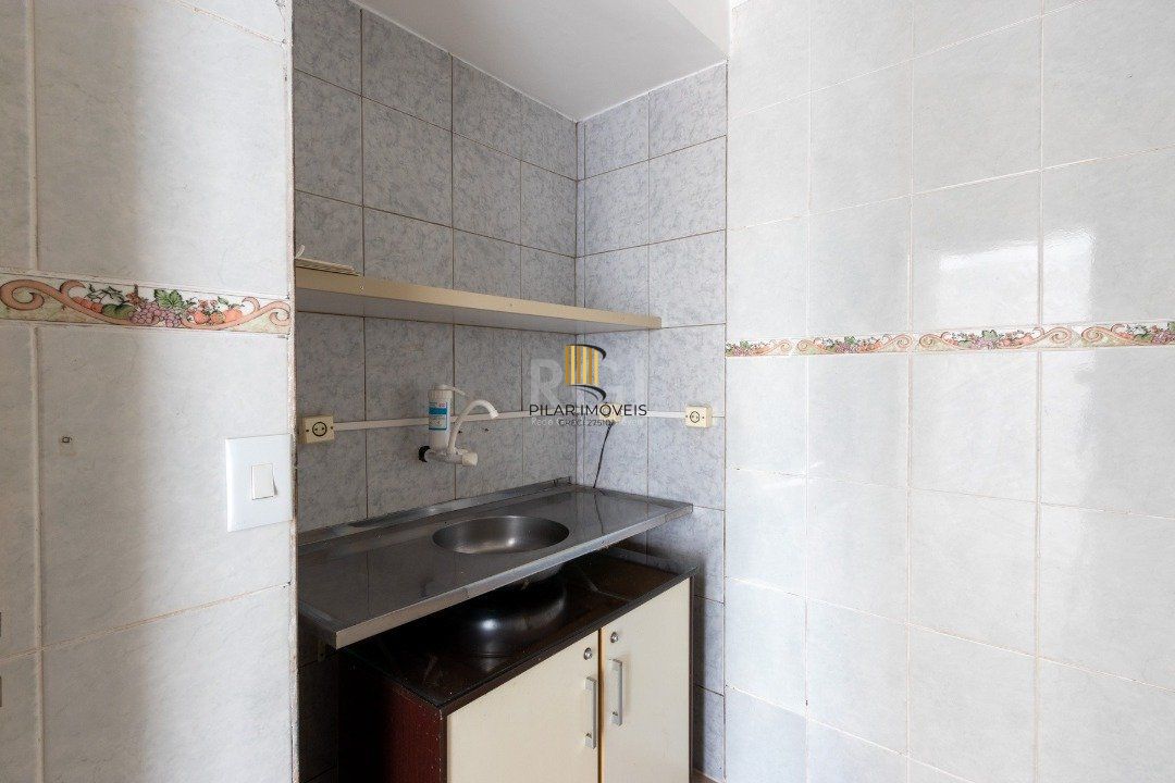 Predio para Venda - 215.37m², 0 dormitórios, Menino Deus