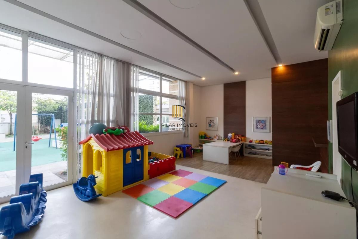 Apartamento à venda com 70m², 2 quartos e 1 vaga no bairro Jardim Botânico