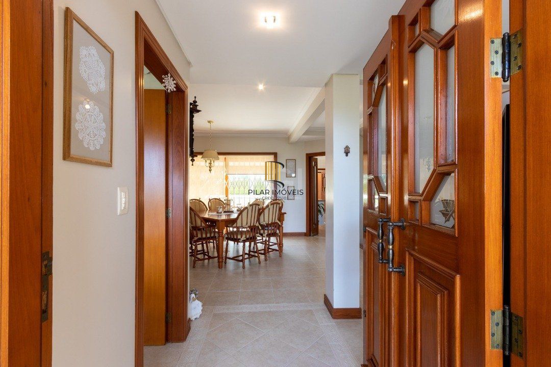 Casa para Venda - 358.78m², 3 dormitórios, sendo 1 suites, 3 vagas - Jardim Isabel