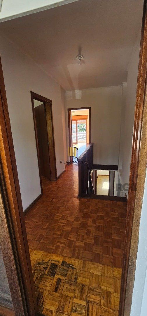 Casa 4 dormitórios no bairro Jardim Sabará