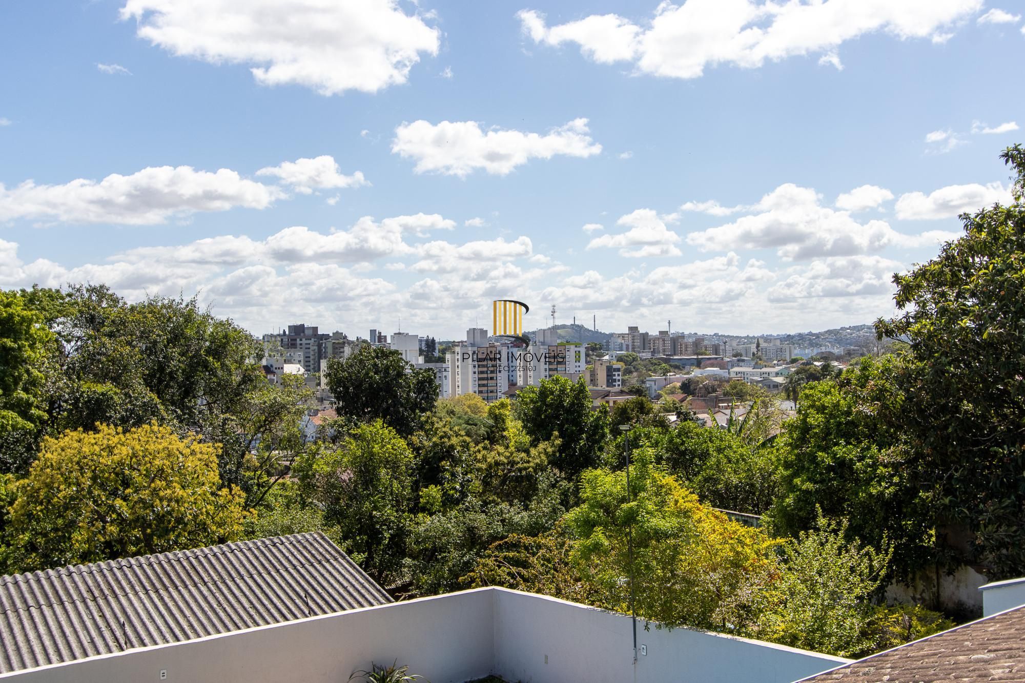 Casa 3 dormitórios no bairro Tristeza