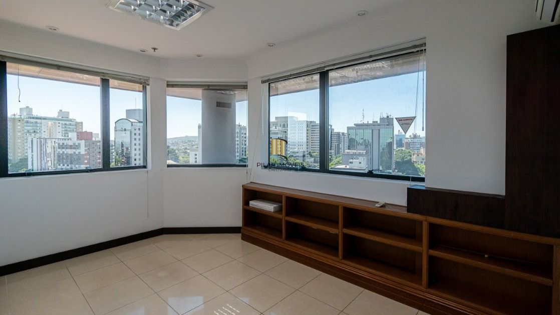 Sala Comercial 1 dormitório no bairro Auxiliadora