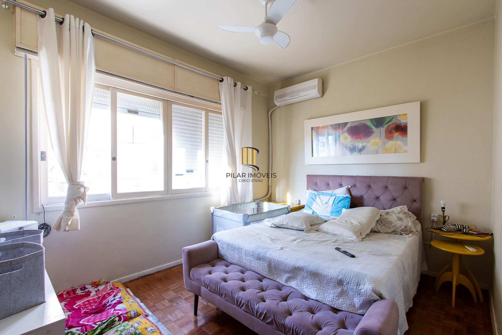 Apartamento 3 Dormitórios Ensolarado no Centro de Porto Alegre