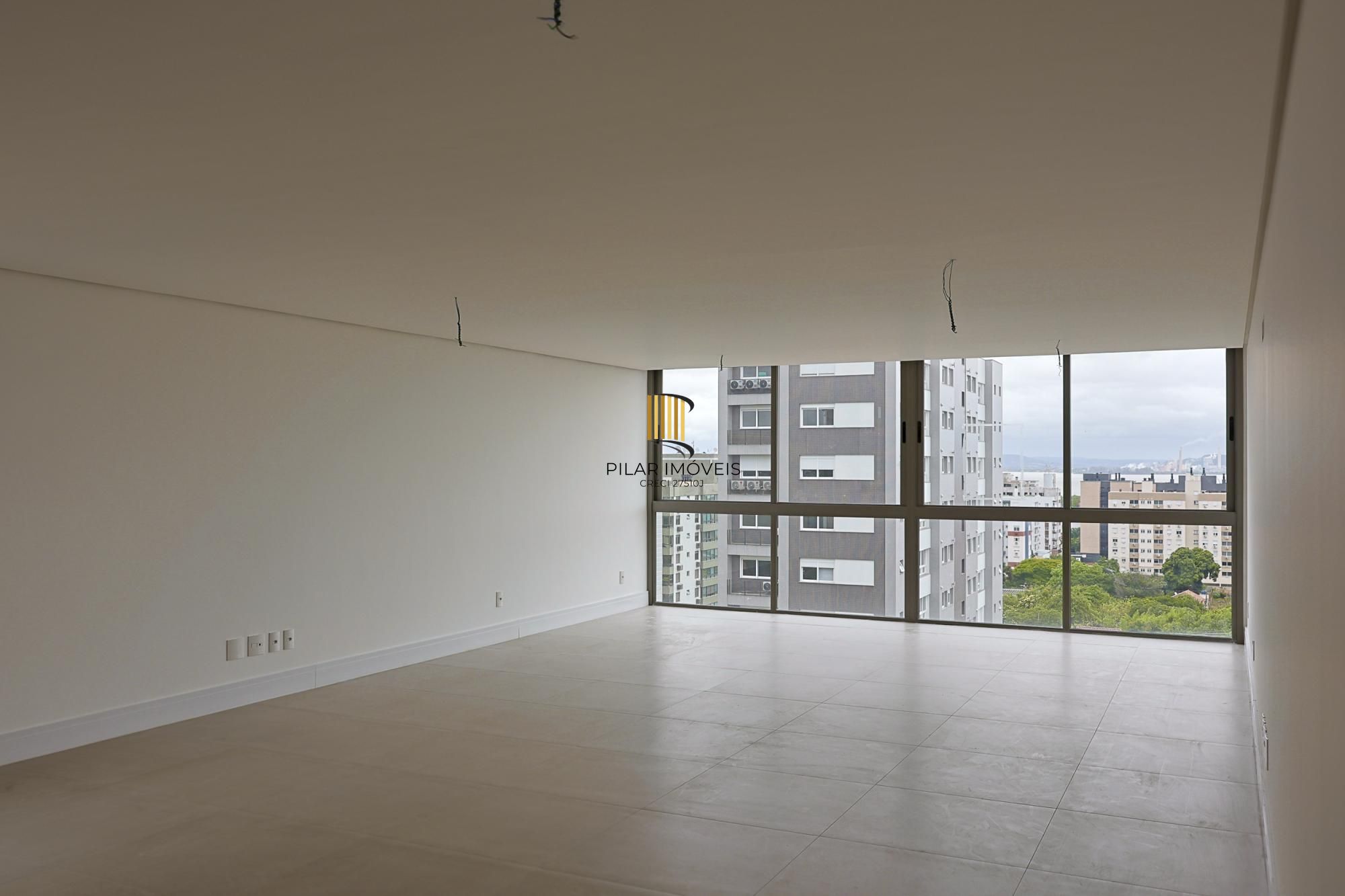 Apartamento com 217m² e 3 dormitórios no bairro Tristeza em PORTO ALEGRE para Comprar
