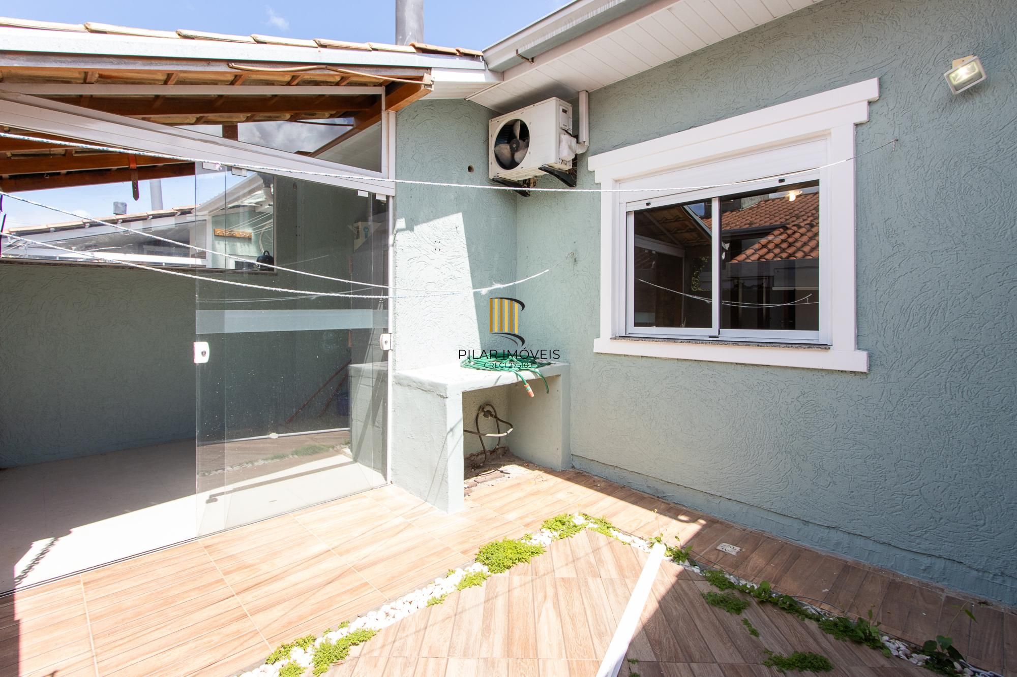 Casa de Condomínio 2 dormitórios no bairro Hípica