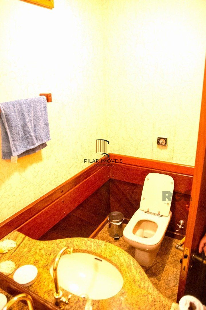 xcelente cobertura, 3 dormitórios, 1 suíte, (atualmente 3, ampliada suíte do casal),