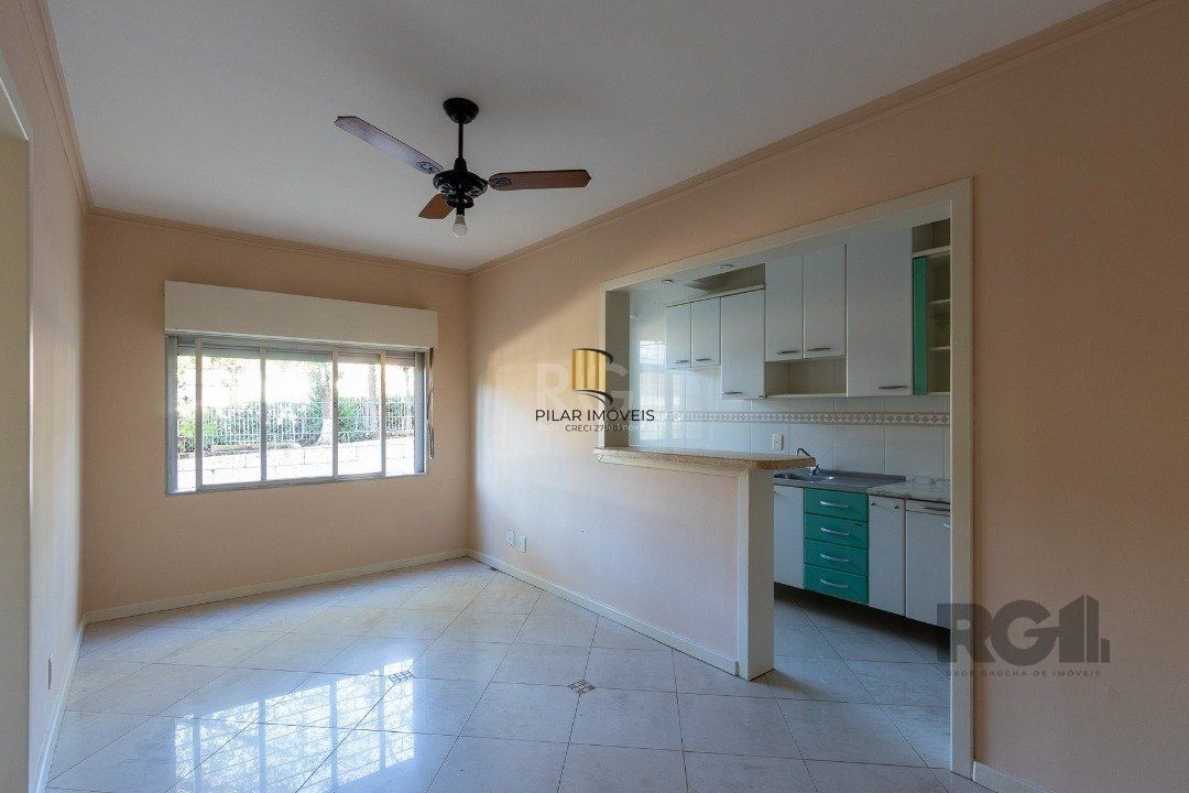 Apartamento de 1 dormitório, com vaga de garagem escriturada, próximo da Av. Otto Niemeyer.