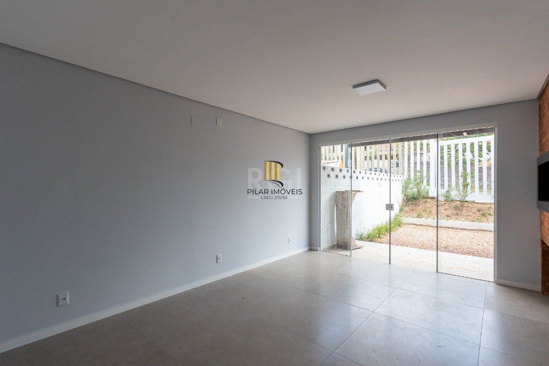 Casa Condominio para Venda - 219m², 3 dormitórios, sendo 1 suites, 2 vagas - Vila Nova