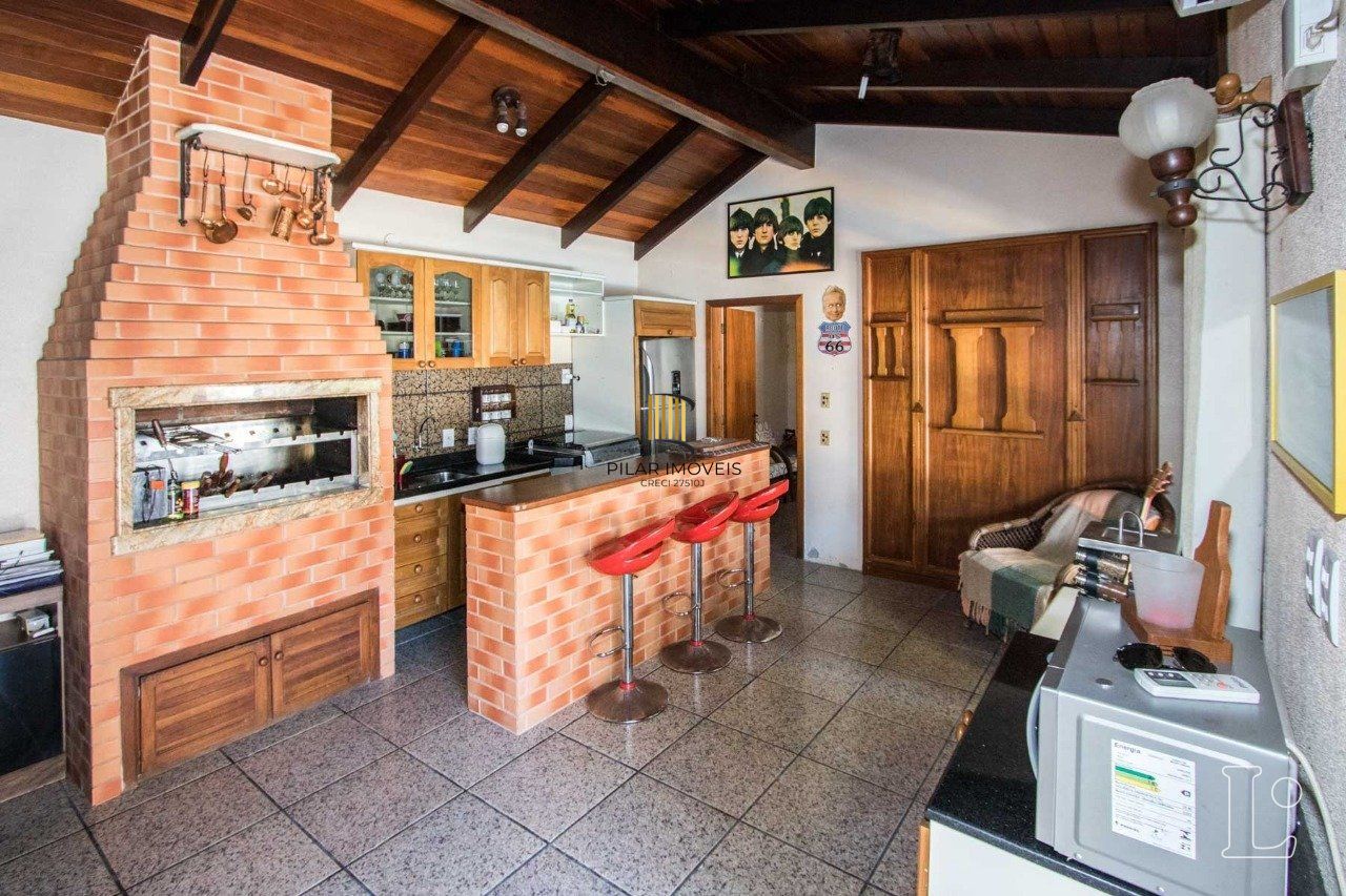 Casa para Venda - 238.68m², 4 dormitórios, sendo 1 suites, 4 vagas - Ipanema