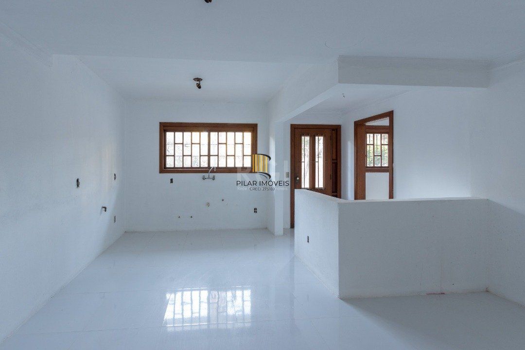 Casa para Venda - 558.14m², 4 dormitórios, sendo 4 suites, 6 vagas - Jardim Isabel