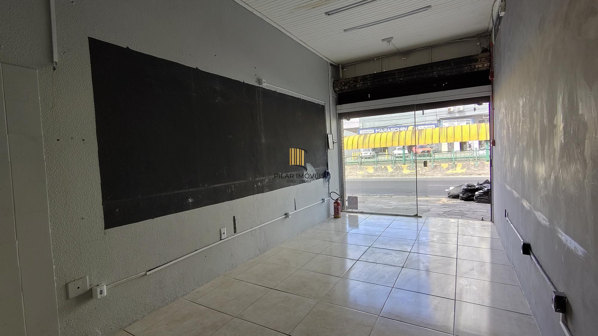 Sala Comercial 1 dormitório no bairro Partenon