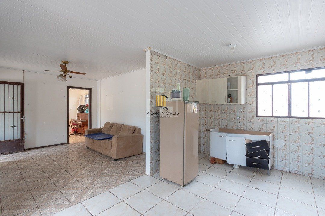 Casa para Venda - 149.99m², 6 dormitórios, sendo 2 suites, Nonoai