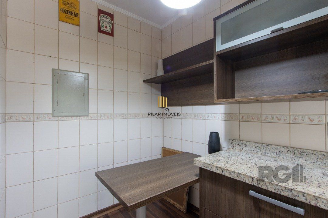 Casa 4 Dormitório(s) Bairro Tristeza