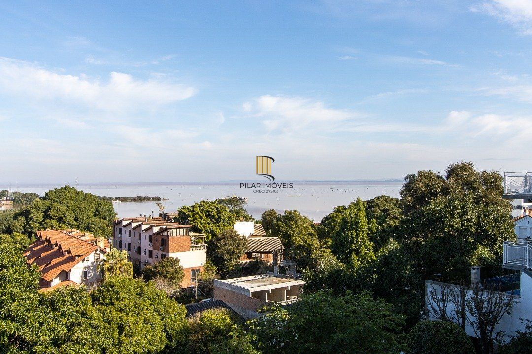 Casa para Venda - 380m², 4 dormitórios, sendo 1 suites, 4 vagas - Vila Assunção