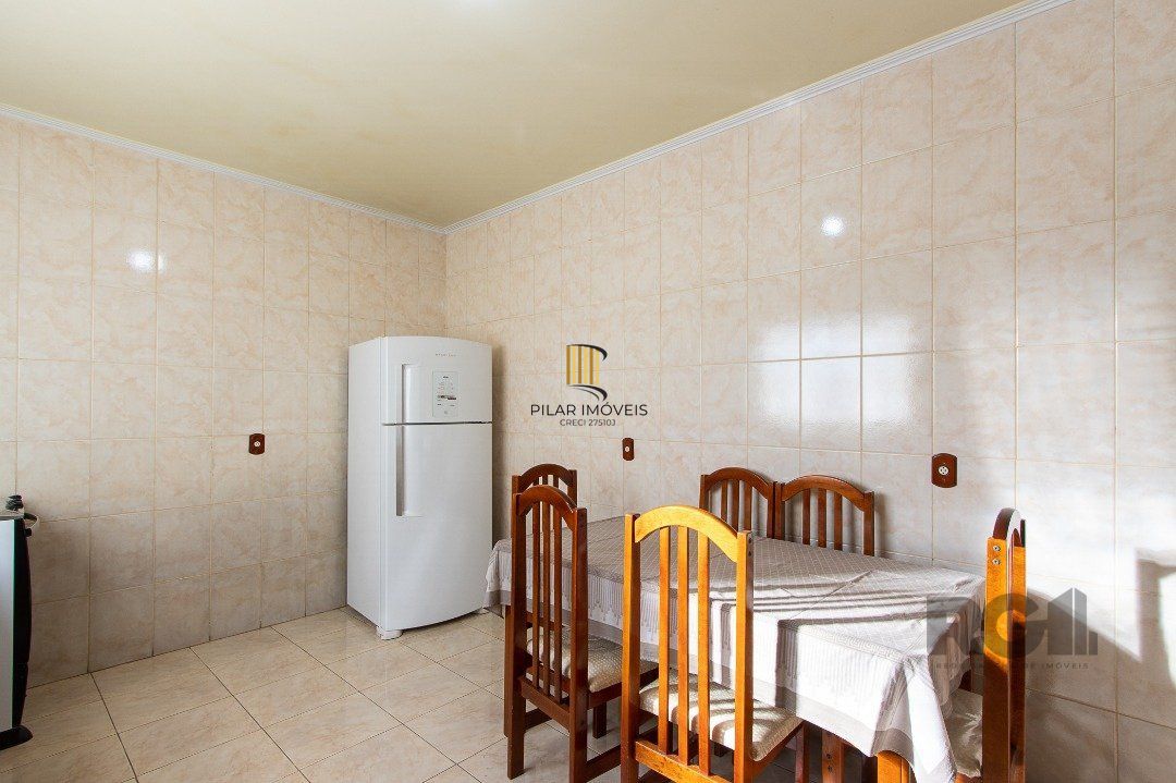 Sobrado com 3 Quartos e 5 banheiros próximo ao canoas shopping