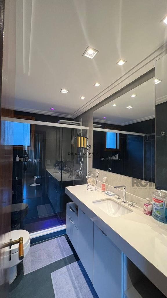 Cobertura para Venda - 209m², 3 dormitórios, sendo 1 suites, 2 vagas - Bela Vista