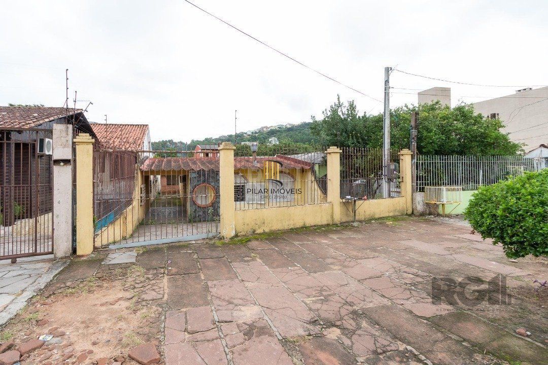 Casa 3 dormitórios no bairro Vila Nova