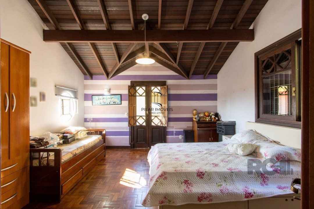 Casa para Venda - 323.49m², 4 dormitórios, sendo 1 suites, 5 vagas - Ipanema