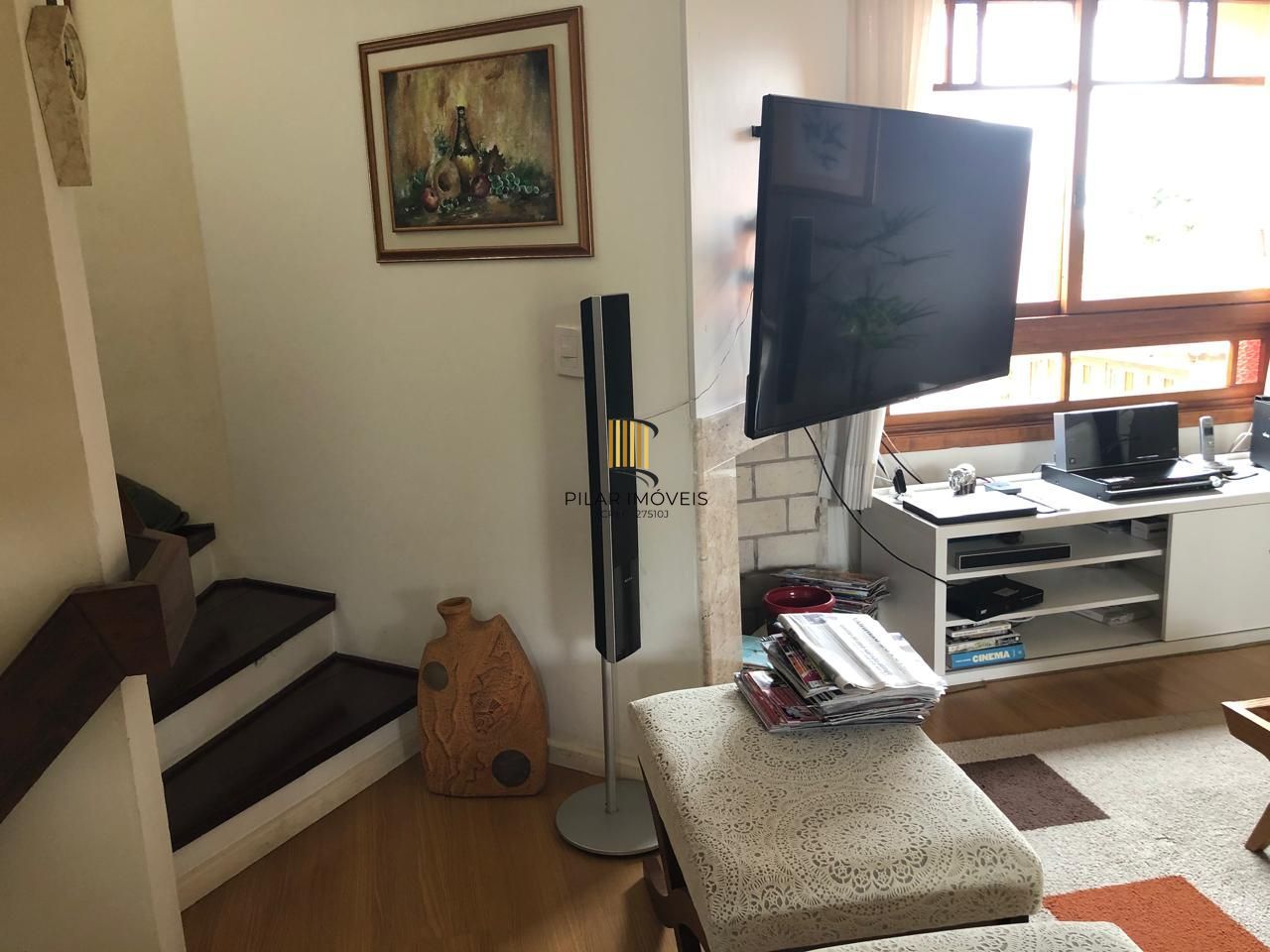 Casa de condomínio, 3 quartos, 1 suíte, 1 vaga coberta, no bairro Espirito Santo.