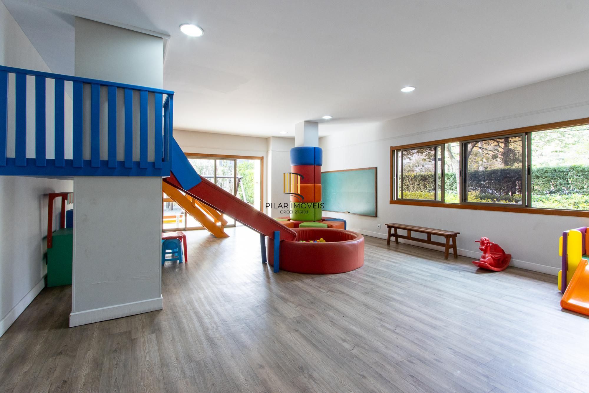 Apartamento 3 quartos, 139,64m² privativos, 2 vagas - Bairro Menino Deus