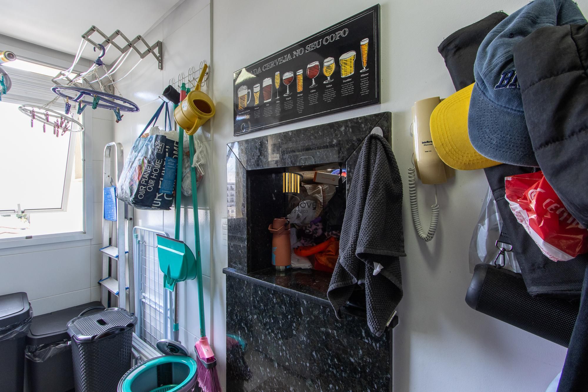 Apartamento MOBILIADO à venda - 2 dormitórios, suíte - Vista  perene