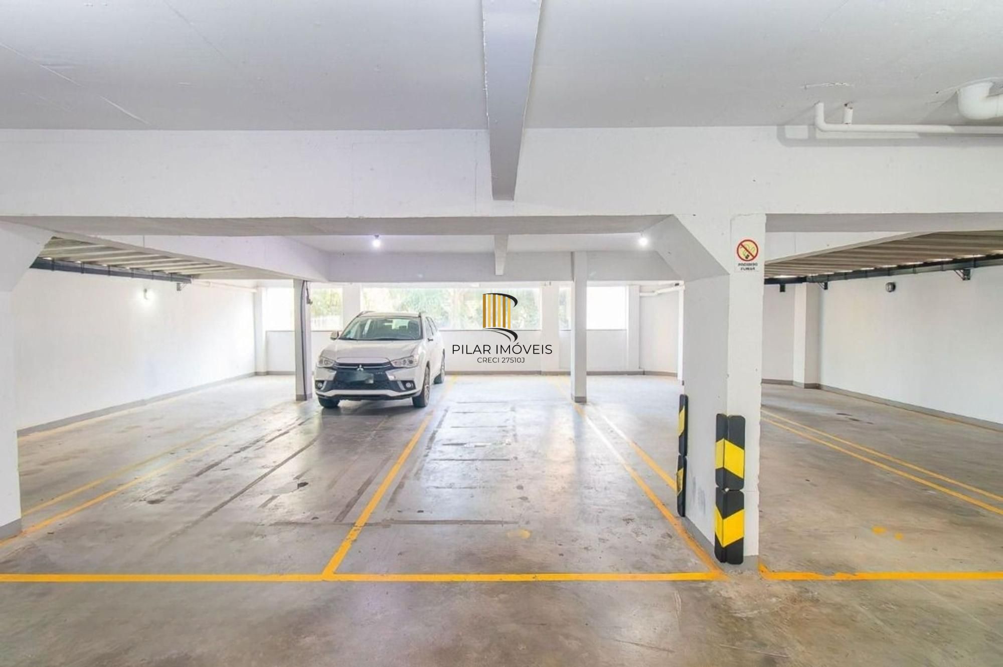 Apartamento com 83m² e 2 dormitórios, 2 suítes, 3 vagas no bairro Petrópolis