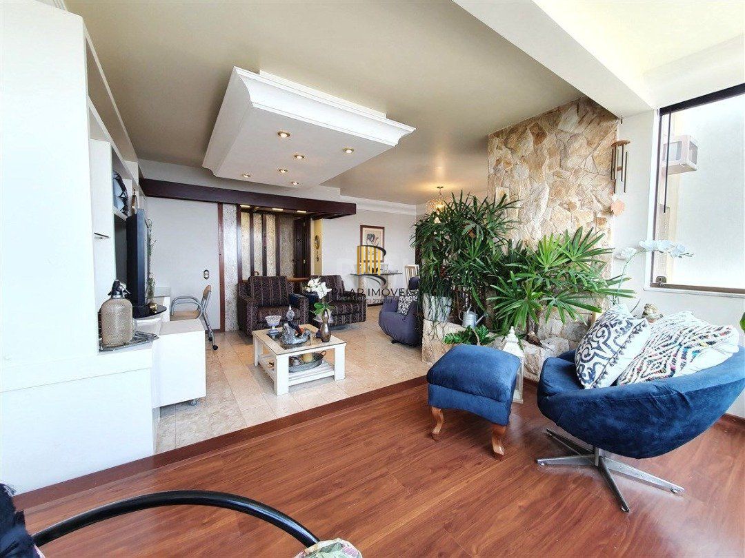 Apartamento 3 dormitórios no bairro Cristal