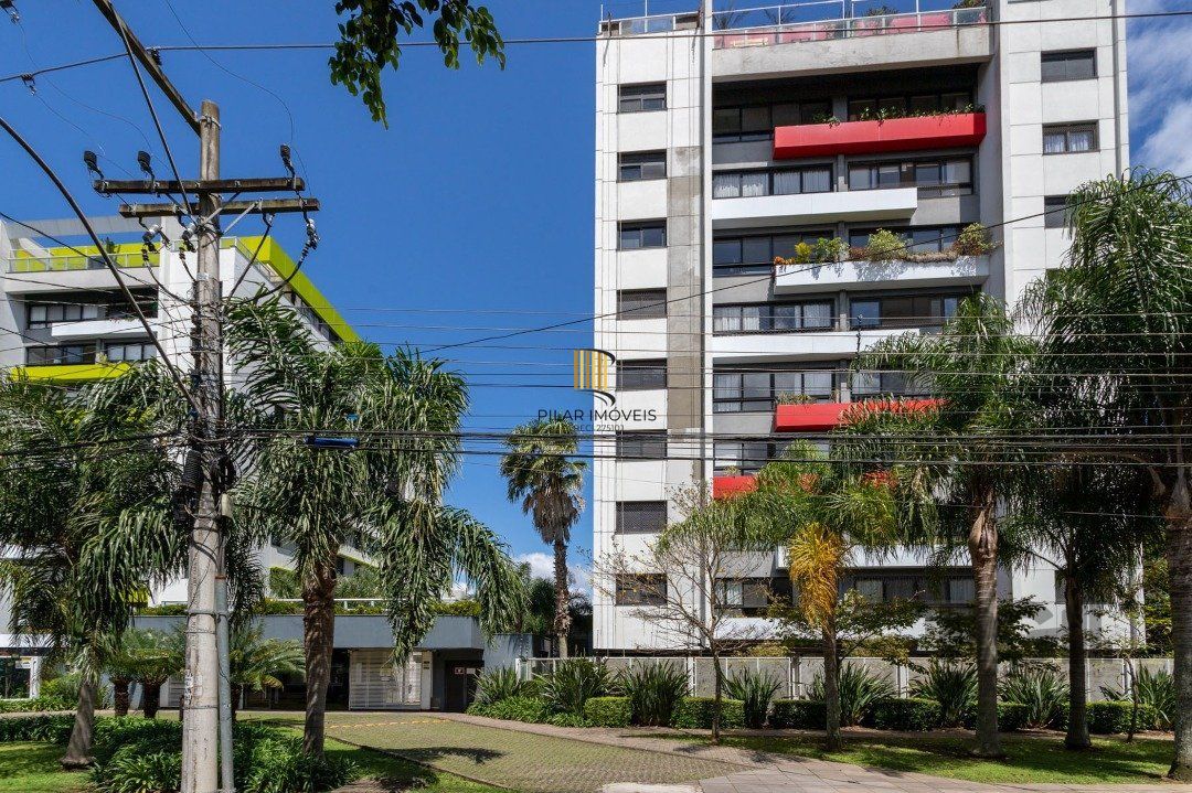 **Apartamento Residencial com 3 Quartos e 3 Banheiros em Camaquã, Porto Alegre, RS**