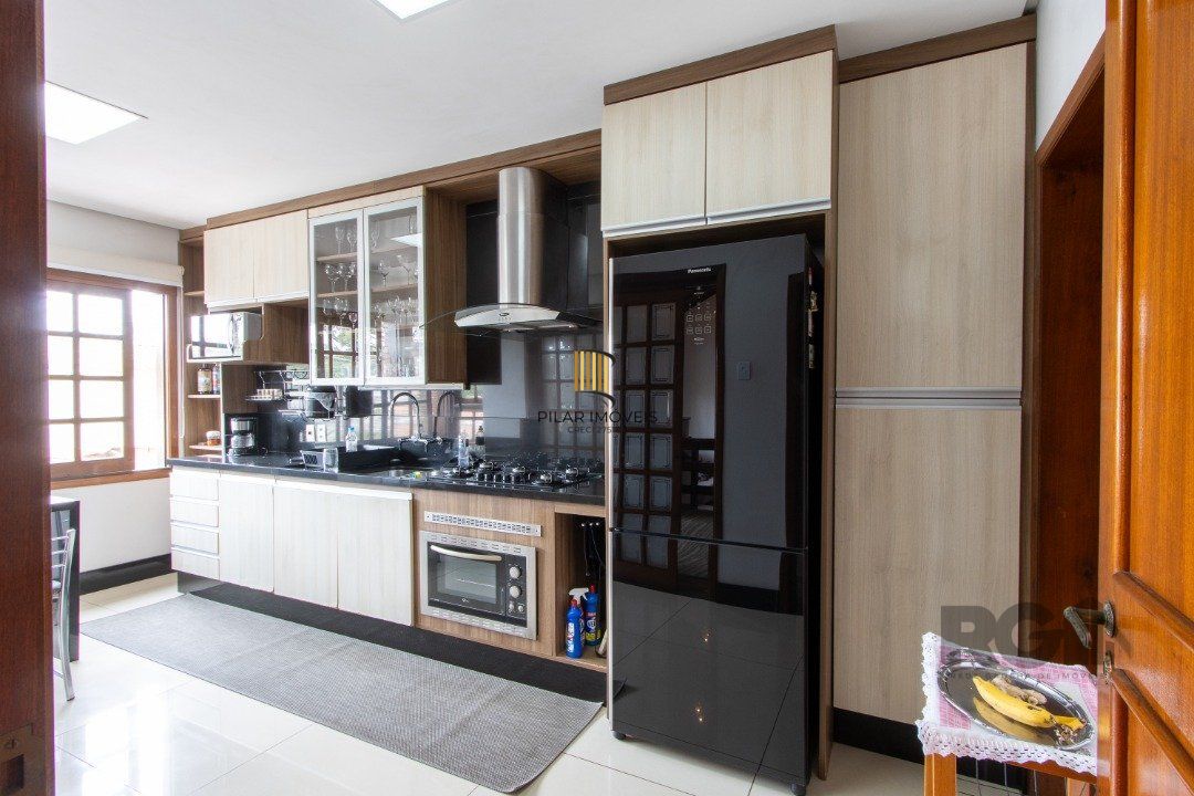 Casa para Venda - 440m², 3 dormitórios, sendo 1 suites, 2 vagas - Santa Tereza