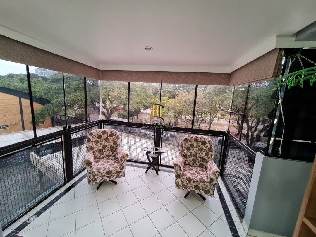 Apartamento para Venda - 94.67m², 3 dormitórios, sendo 1 suites, 1 vaga - Menino Deus