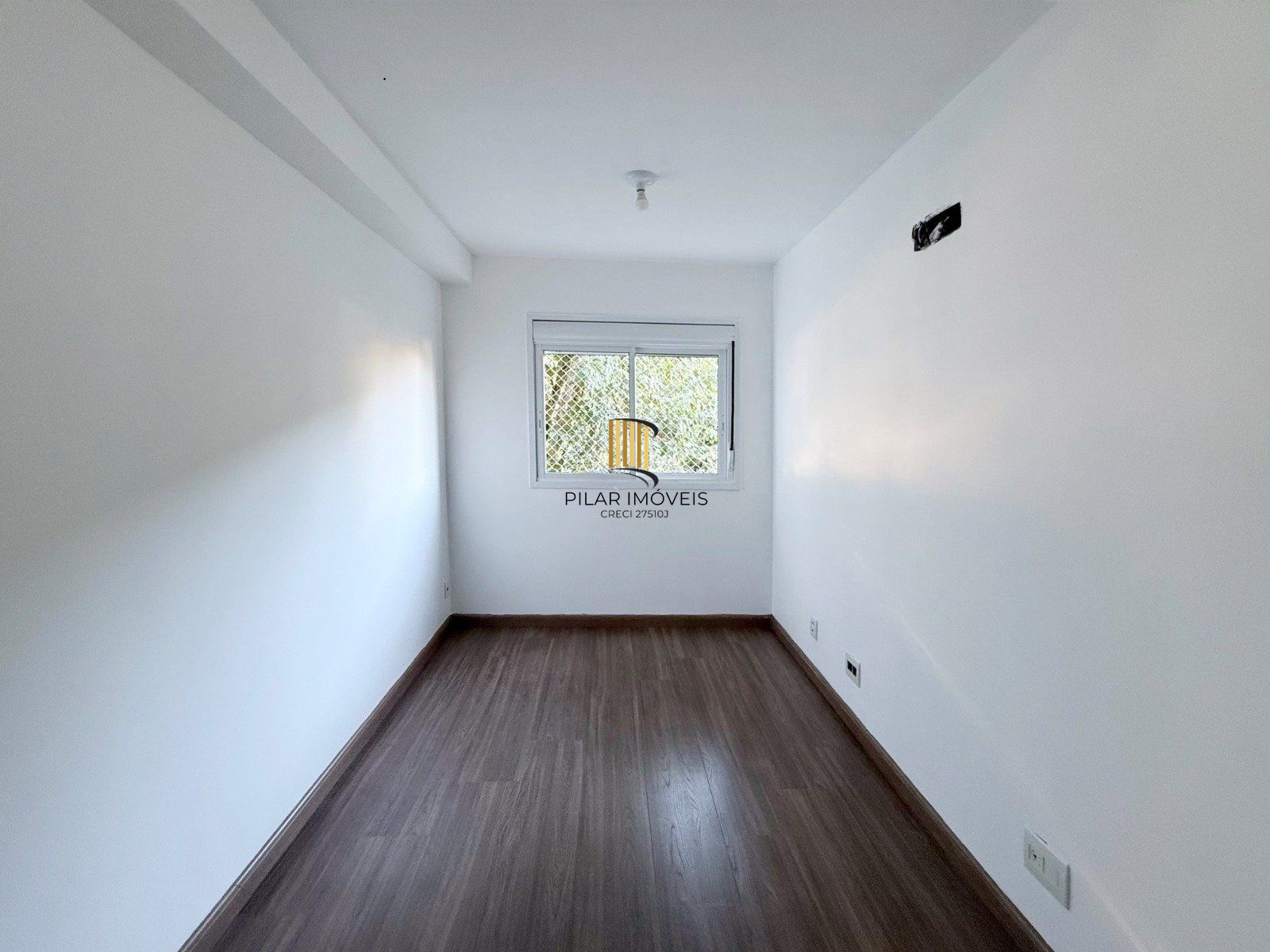 Apartamento com 2 dormitórios, sendo 1 suíte, e sala ampla com ambientes integrados - Condomínio Residencial Sucre