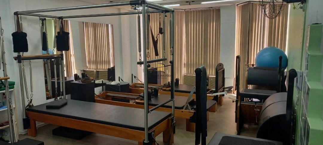 sala com 35,60 m²  de área privativa no edifício Erico Veríssimo Center