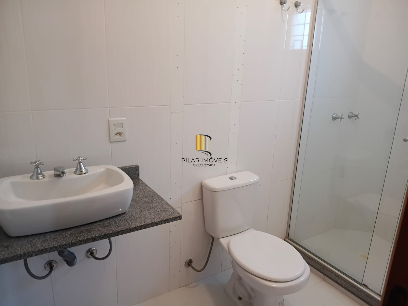 Casa de condomínio com 3 dormitórios no bairro Ipanema