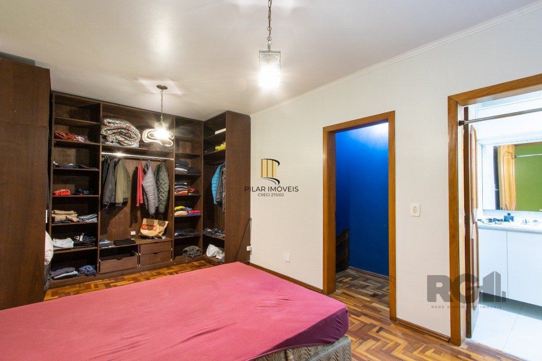 Casa 3 dormitórios no bairro Nonoai