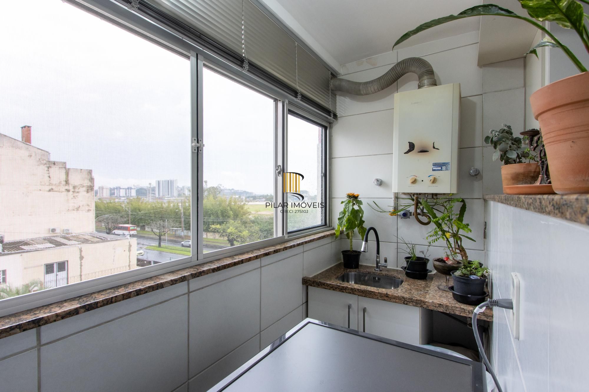 Apartamento 2 Dormitório(s) Bairro Cristal