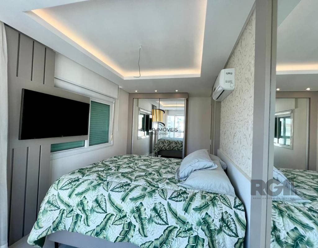 Apartamento 4 dormitórios no bairro Navegantes