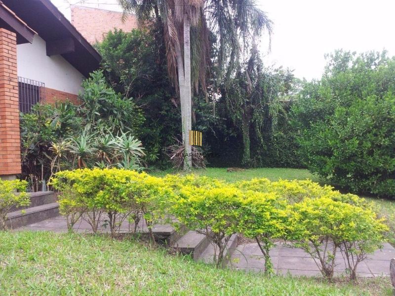 Casa para Venda - 400m², 3 dormitórios, sendo 1 suites, 2 vagas - Cristal