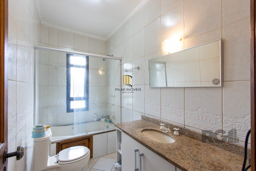 Casa de Condomínio 3 dormitórios no bairro Jardim Isabel