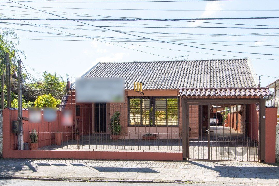 Casa 4 dormitórios no bairro Tristeza