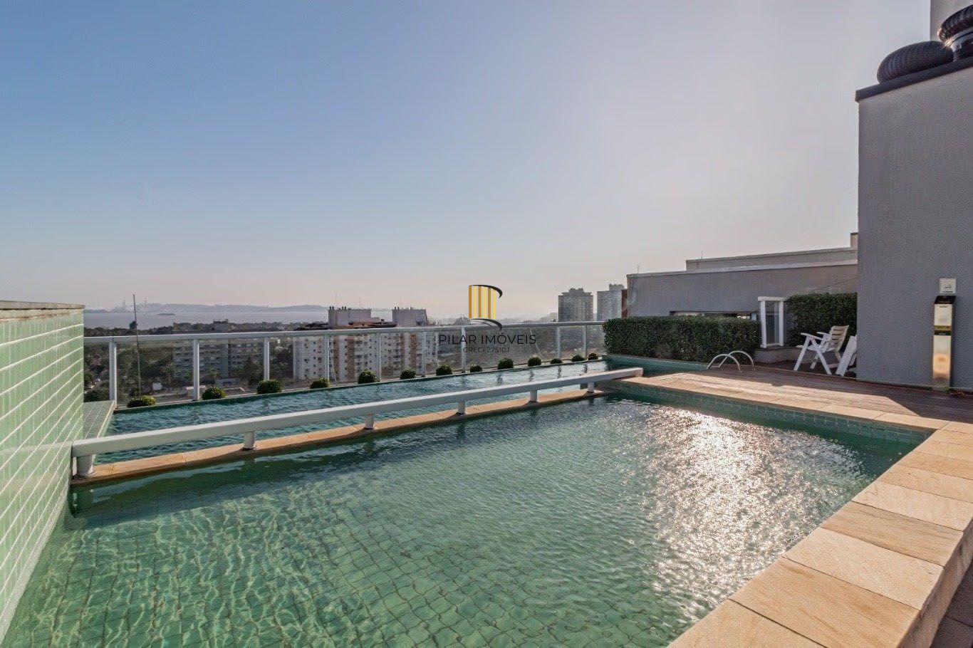 Apartamento com 2 dormitórios, sendo 1 suíte, e sala ampla com ambientes integrados - Condomínio Residencial Sucre