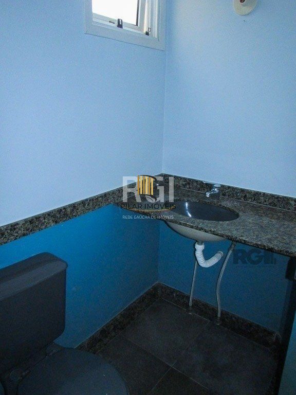 Casa em condomínio para Venda com 3 dormitórios, sendo 1 suites e 2 vagas no bairro Cristal