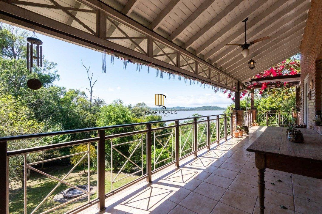 Casa para Venda - 352.19m², 4 dormitórios, sendo 1 suites, 4 vagas - Belém Novo